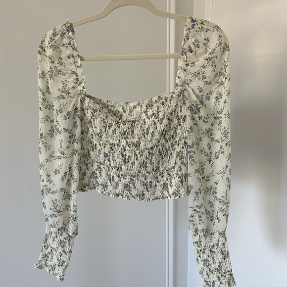 Petal & Pup Long Sleeve Floral Crop Top - Picture 2 of 2